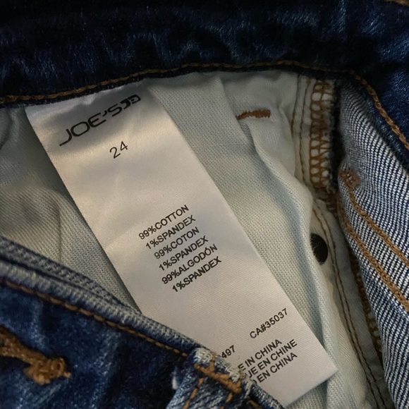 Joe’s Jeans cut off short - Picture 4 of 4